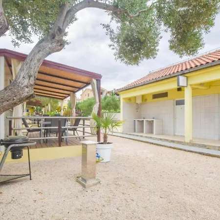 Mobile Homes Bella Casa de Férias Biograd Na Moru